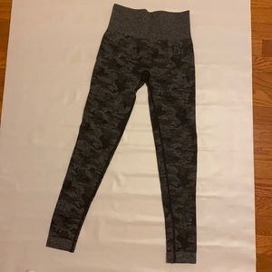 Gymshark Adapt Camo Leggings black